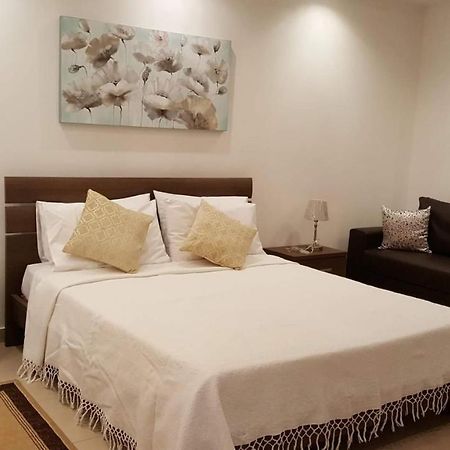 White Pearl Apart 5 Marsaxlokk Exterior foto